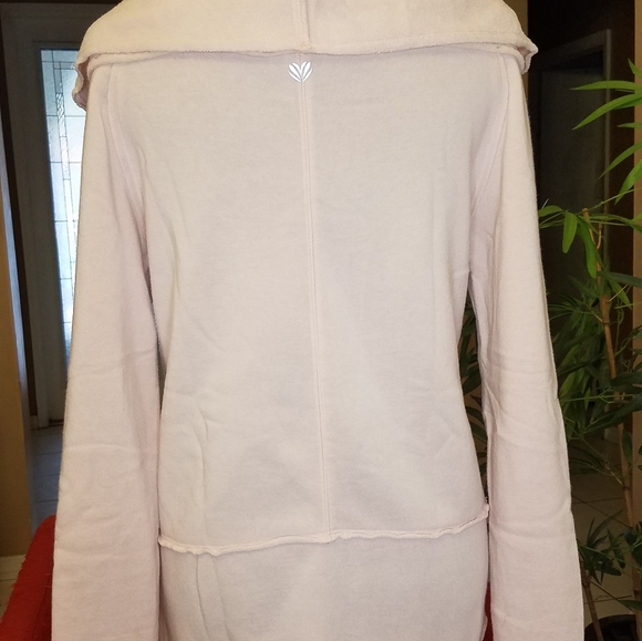 Forever 21 sweater - Picture 3 of 6